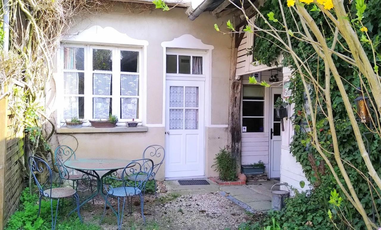 Ferme De L'Art Rural Et Populaire Bed & Breakfast Maillot Exterior photo